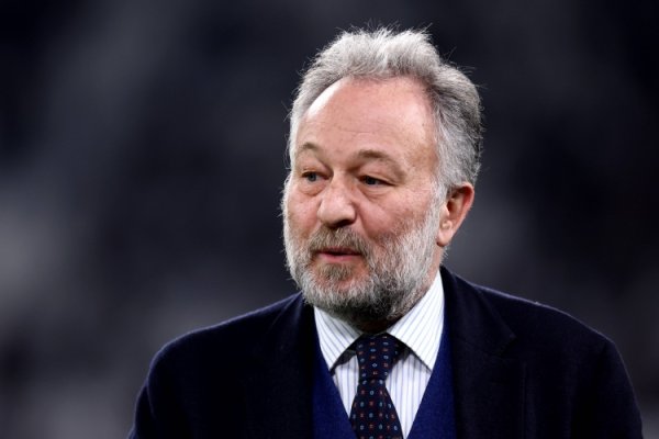 意媒：尤文主席费雷罗申请去职，CEO斯卡纳维诺也将离开