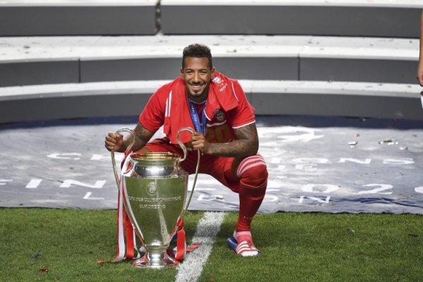 博阿滕因家暴事件遭球迷按捺，拜仁发言东说念主：他并不是回来职责