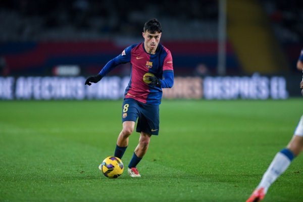 巴萨中场中枢伤缺！西媒：佩德里肌肉受伤，预测伤缺一个月