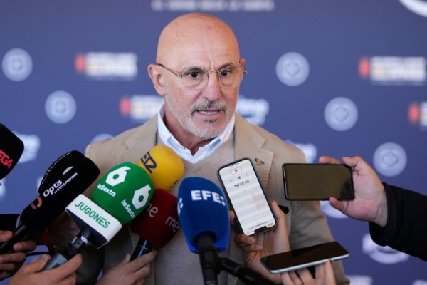 德拉富恩特：咱们还有许多职责要作念，但愿扫数球员皆保捏健康