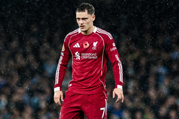 欧冠发扬顶级！维尔茨本赛季4场2助攻，16次关节传球是同时最多